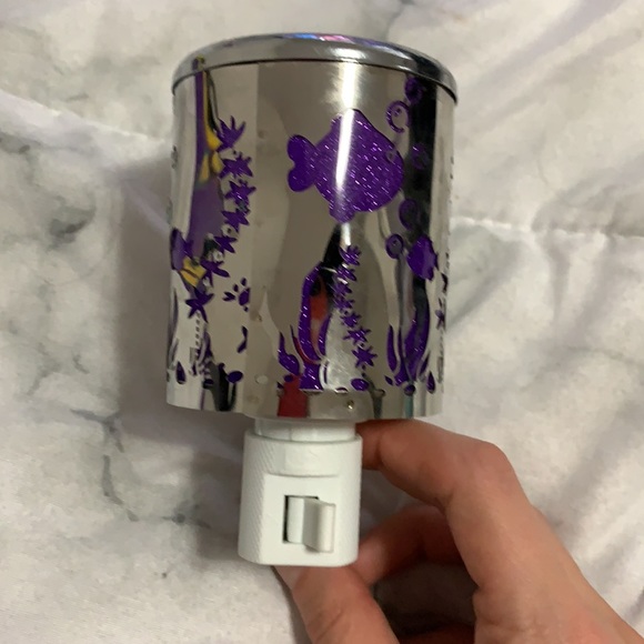 Night light - Picture 2 of 4